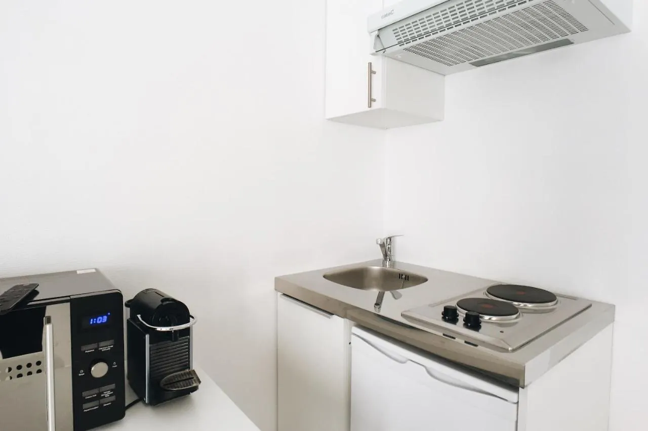 Beautiful Bright Studio Near Montparnasse Apartment